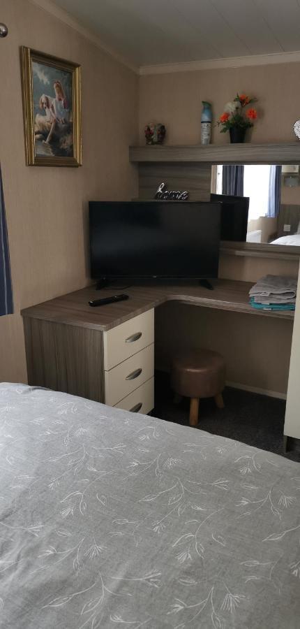 3 Bedroom Caravan With Hot Tub Tattershall Lakes Eksteriør billede